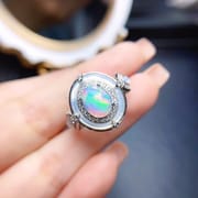 Factory wholesale explosions natural white opal ring S925 silver inlaid main stone 7*9 selling Europe and the United States a generation of hair