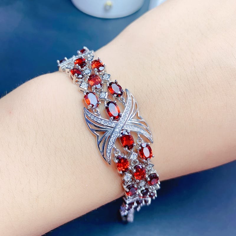 Natural garnet bracelet women 925 silver 4 * 6mm Garnet girl bracelet gift colorful treasure wholesale