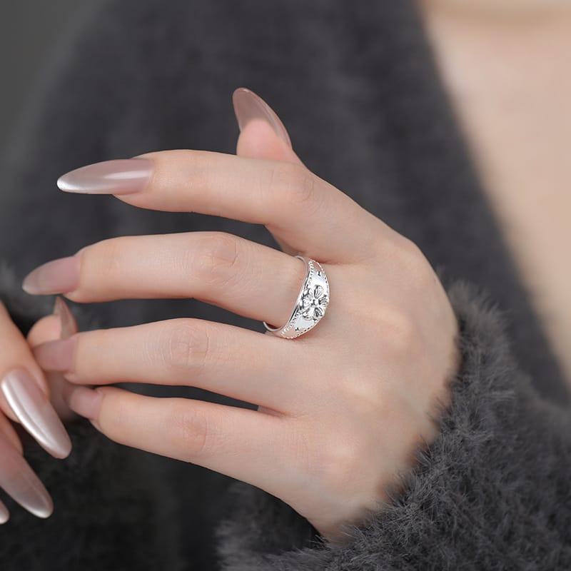 Po S999 Silver Plum Blossom Ring Artistic Retro Simple Gentle Small Fresh Unique Adjustable Hand Decoration