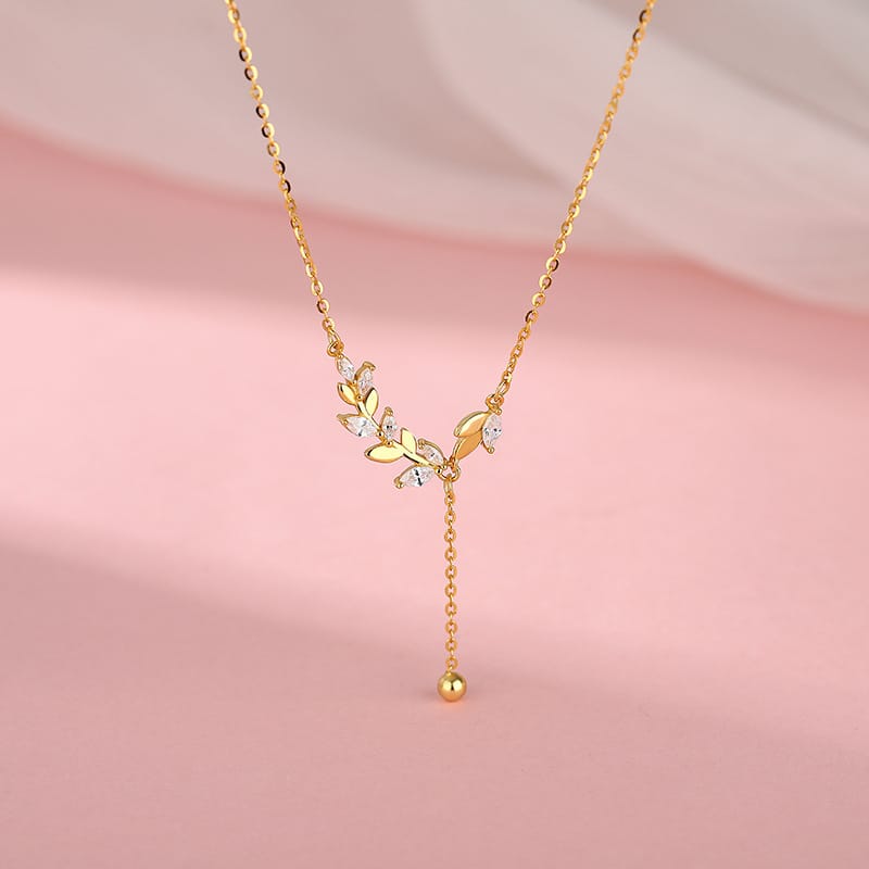 Po S999 Foot Silver Leaf Necklace Women's New Explosive Niche Design Light Luxury High-end Girl's Clavicle Chain