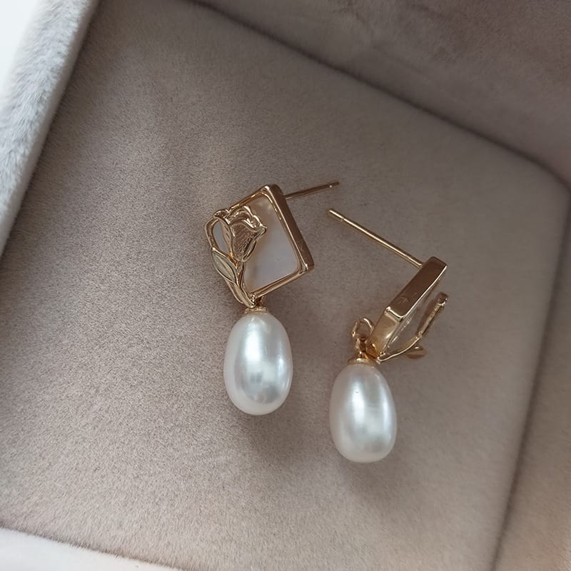 S925 Silver Needle Natural Pearl Geometric Earrings Light Luxury High-end White Shell Rose Pearl Earrings New Style