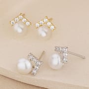 Natural Freshwater Pearl Earrings Retro Diamond-studded Small Chanel Style Elegant Letter V Design Sense Light Luxury Advanced Sense Earrings