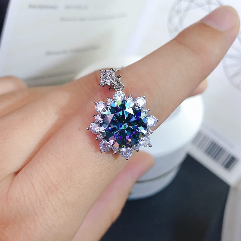 Japanese and Korean fresh 5 karat US imported basketball color diamond pendant women's 925 silver with black card
