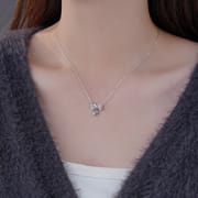 Po S999 Silver Bow Bell Necklace Sweet Niche Elegant High-end Temperament Clavicle Chain for Hair