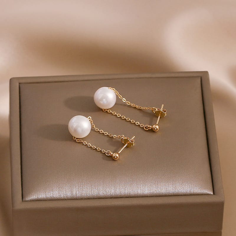 Natural Freshwater Pearl Earrings 925 Silver Earrings Niche Simple Heart-wearing Chain Pearl Earrings Advanced Earrings