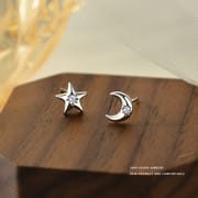 Bao S999 pure silver star moon earrings small exquisite all-match earrings light luxury high-grade sense niche design sense earrings