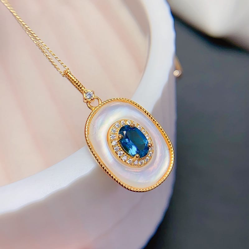 New natural London blue topaz pendant 5 * 7mm elegant clavicle chain 925 silver women's pendant wholesale