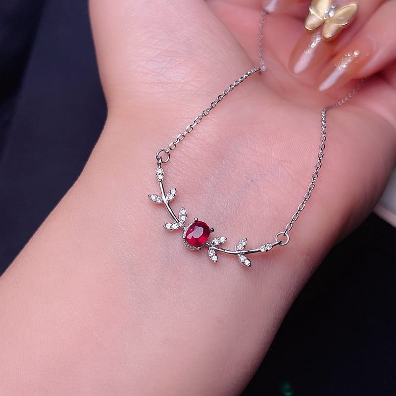 Natural ruby necklace 925 silver clavicle chain new wholesale peer to cost-effective