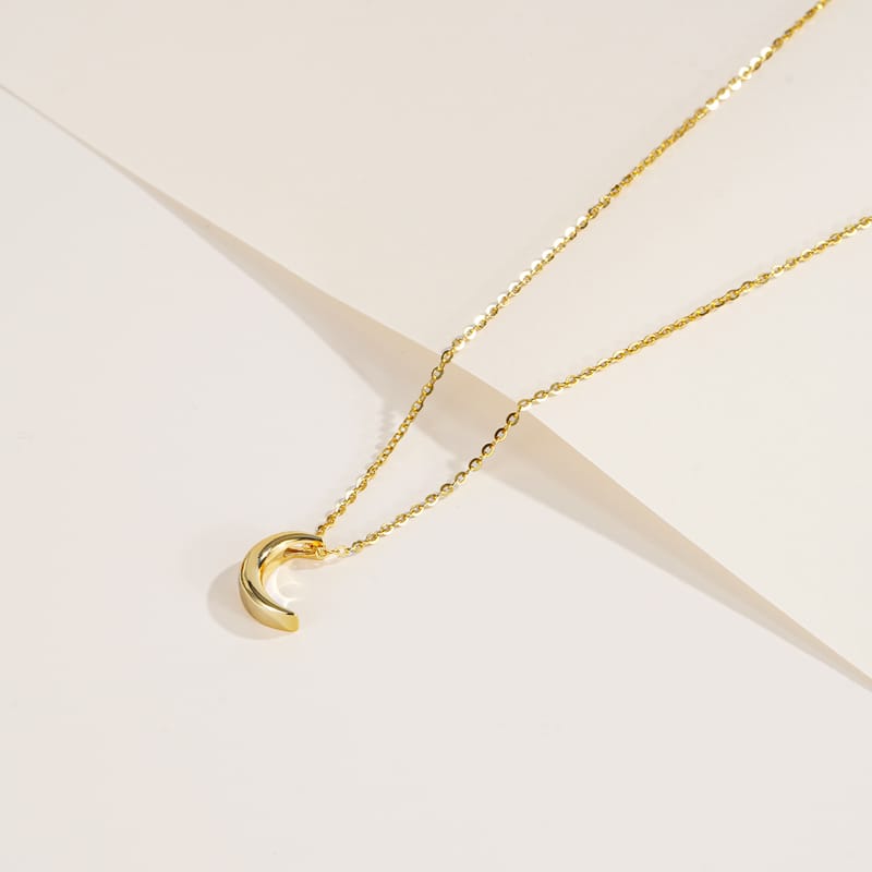 S925 Sterling Silver French High-grade Glow Small Moon Necklace Women's Elegant Moonlight Pendant Clavicle Chain