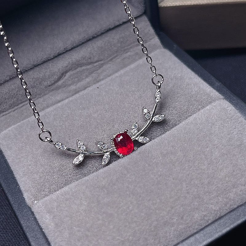 Natural ruby necklace 925 silver clavicle chain new wholesale peer to cost-effective