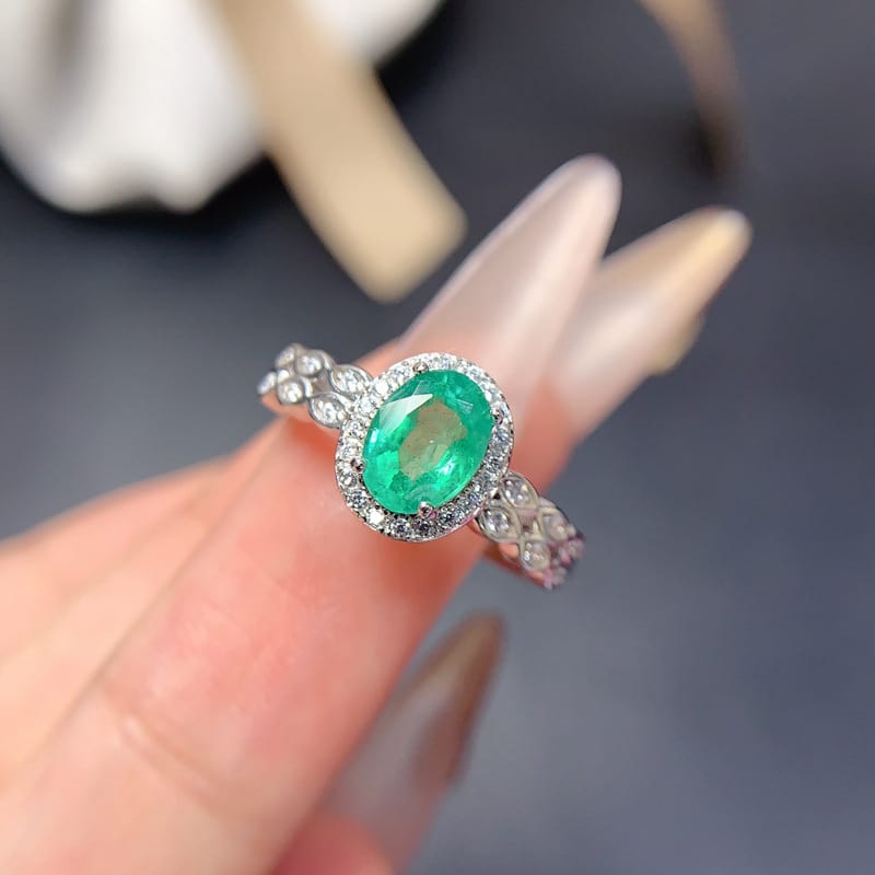 Fashion natural emerald oval 5*7mm ladies ring exquisite female ring 925 silver color green detection