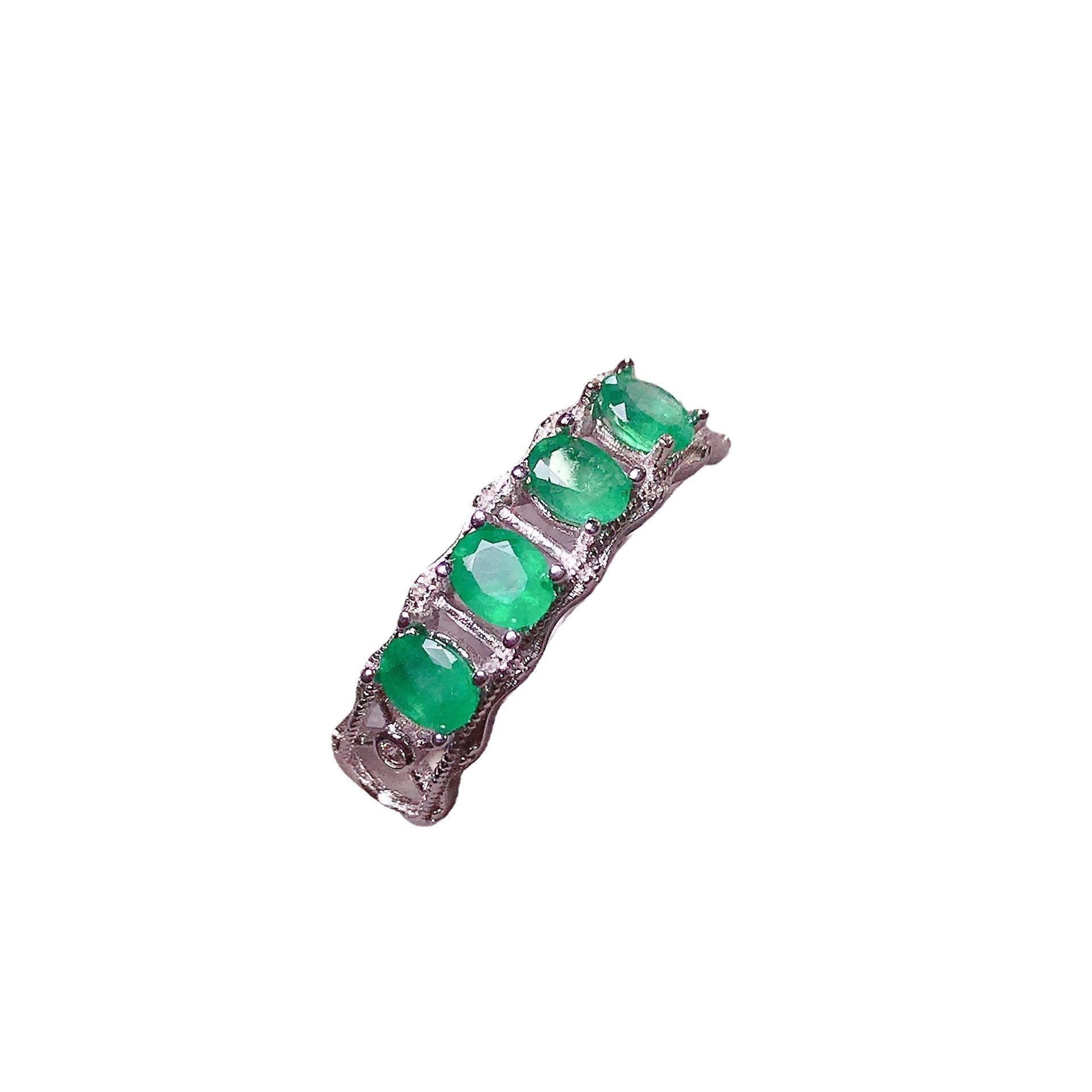 Emerald ring natural Columbia emerald ring 925 silver inlaid Emerald wholesale can be identified