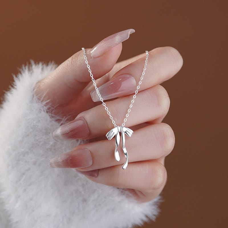 Po S999 Silver Bow Necklace Fashion Design Autumn and Winter New Texture Sweet Clavicle Chain for Hair