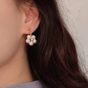 Natural Freshwater Pearl Earrings Flower Earrings Small Chanel Style Niche Design Simple Small High-end Earrings for Women