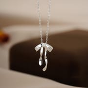 Po S999 Silver Bow Necklace Fashion Design Autumn and Winter New Texture Sweet Clavicle Chain for Hair
