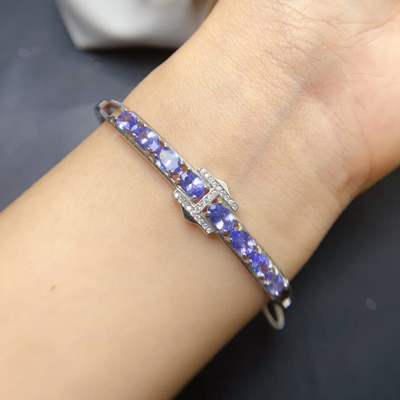 New S925 silver inlaid natural tanzanite bracelet 4 * 6mm gift 
