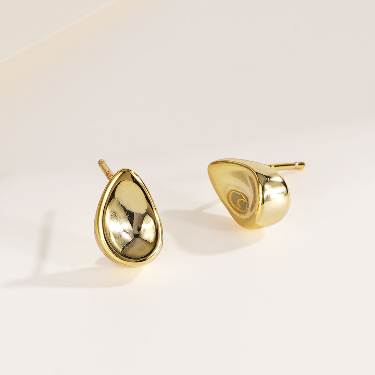 Cross-border Fashion S925 Sterling Silver European and American Design Gloosy Water Drop Earrings Distinctive Geometric Simple Earrings