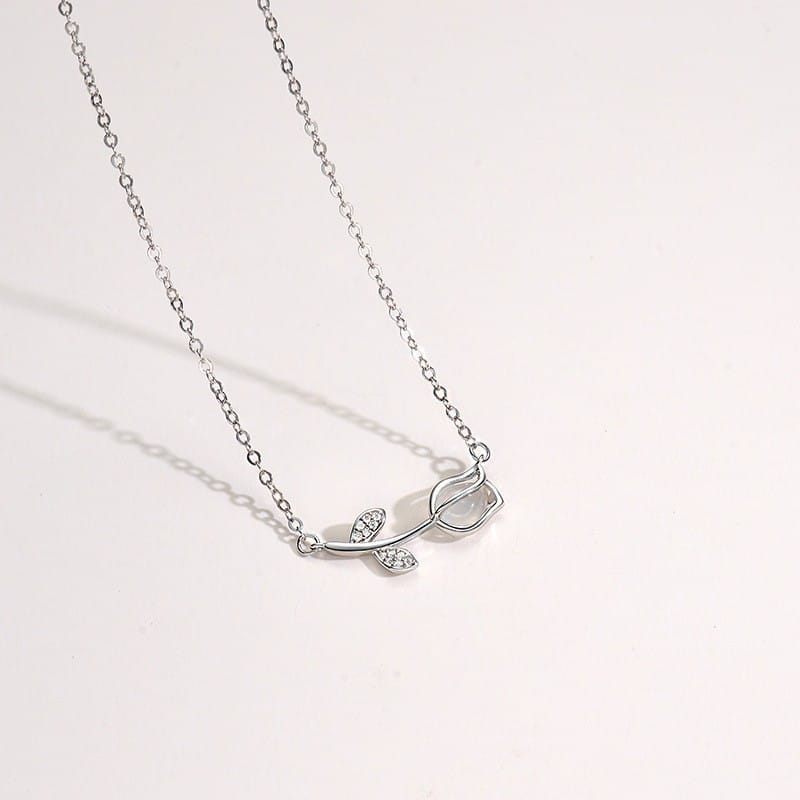 Po 999 Sterling Silver Tulip Necklace Women's 2022 New Summer Light Luxury Niche Clavicle Chain High-end New Style