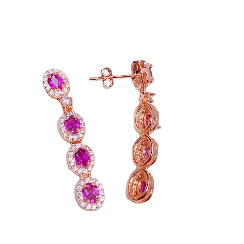 Luxury natural magnesium aluminum garnet stud earrings 925 silver 4 * 3mm light luxury multi-grain garnet stud earrings can be checked