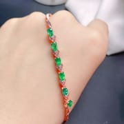 Natural emerald bracelet jewelry live broadcast supply has been tested, color is good, style is simple and beautiful
