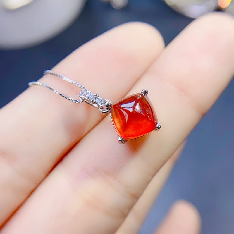 Fashion girls pendant GIY natural Tangta garnet necklace 925 silver 8*8mm Live supply