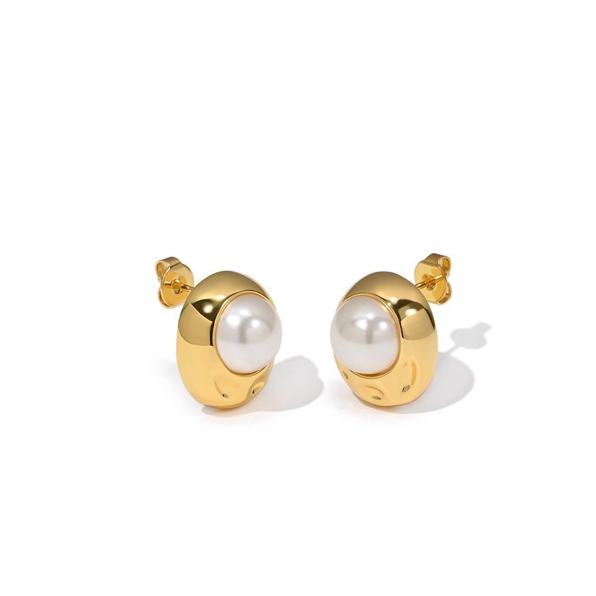 Natural Pearl Earrings Big Brand Same Style Light Luxury High-Level Design Elegant Earrings s925 Silver Needle Small Chanel Style Earrings