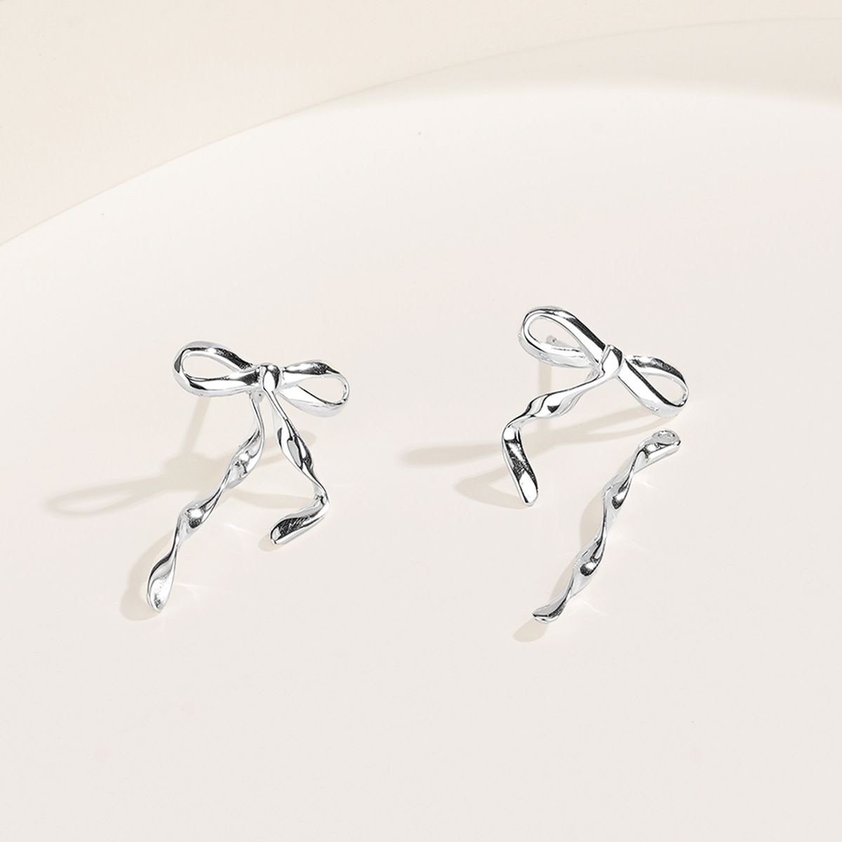 S925 sterling silver bow earrings fashion design for women