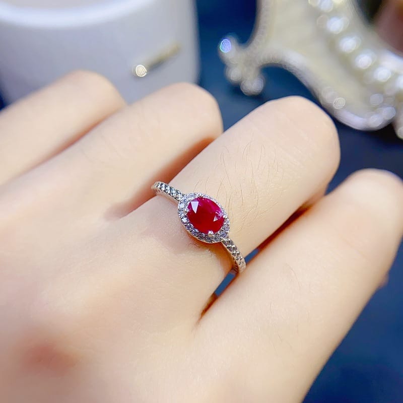Simple personality natural old burning Ruby female ring 925 silver fashion 6*5mm fast hand trembles live supply