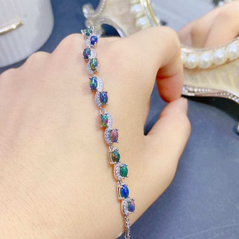 Black European women's bracelet 925 silver natural opal bracelet 5 * 7mm live supply wholesale fire color good