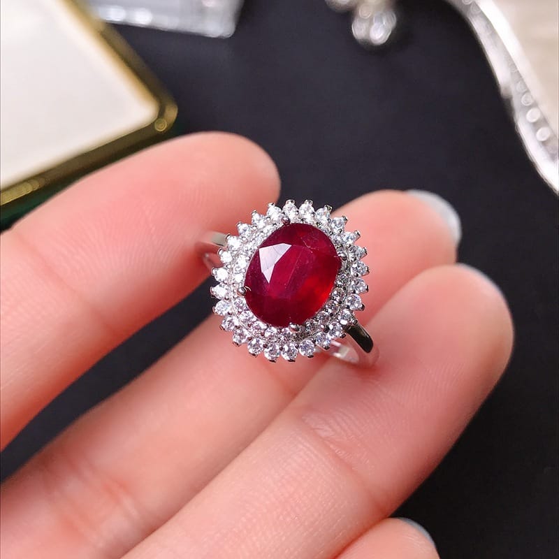 Ruby female finger 925 silver inlaid ruby female ring 6*8mm manufacturers do goods on behalf of a hair