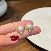 Natural Freshwater Pearl Earrings Fashion Elegant Hat Design Simple Earrings Retro Round Earrings S925 Silver Needle