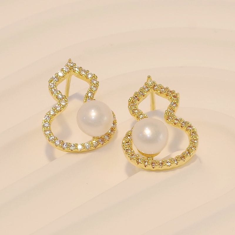Natural Freshwater Pearl Earrings Classic Small Gourd Exquisite Niche Elegant Earrings Versatile Personality High Sense Earrings