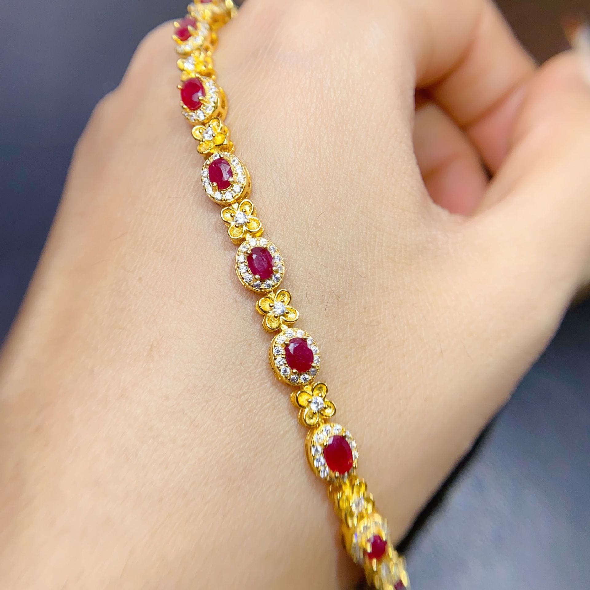 Natural laochu ruby bracelet 3 * 4mm 925 silver inlaid natural laochu ruby bracelet beautiful style