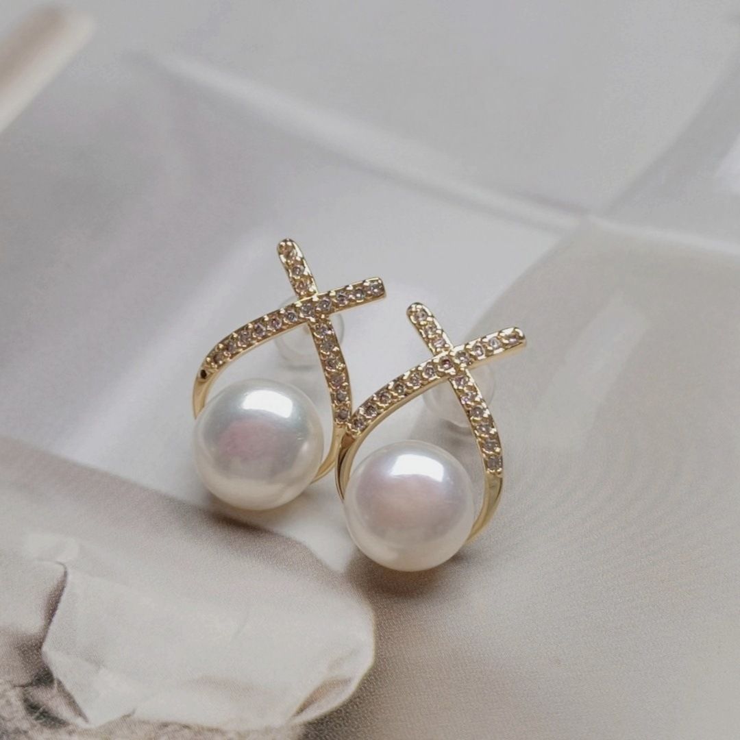Letter X Freshwater Pearl Earrings Women's Popular Lines Fashion Modeling Earrings Niche Design Light Luxury Earrings Silver Pin