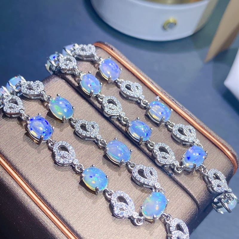 Natural Opal Necklace 5*7mm Ladies Chain Row Japanese Light Luxury Gem Fire Color Good Jewelry Live Supply