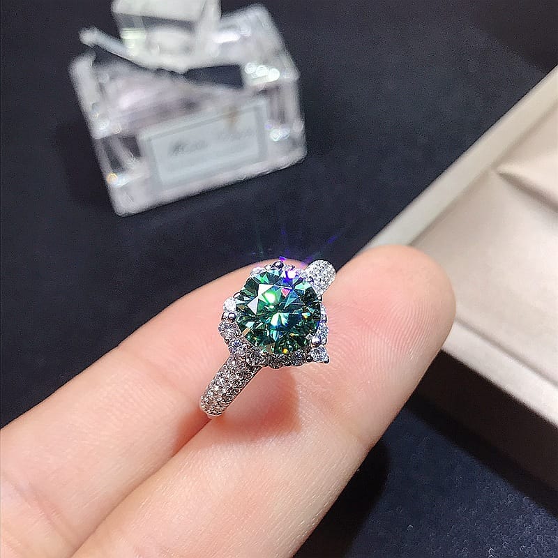 1 karat green diamond female ring GRA certificate black card waist size 925 silver plated platinum one-piece delivery