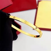 European and American titanium steel narrow version buckle bracelet card plus fashion couple bracelet does not fade women's stainless steel bracelet with diamond
