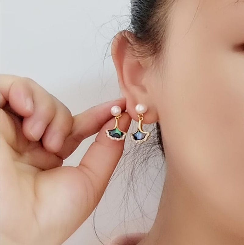 Natural Freshwater Pearl Earrings Ginkgo Leaf Colorful Mother-in-shell Earrings Light Luxury Fashion High-end Earrings New Earrings