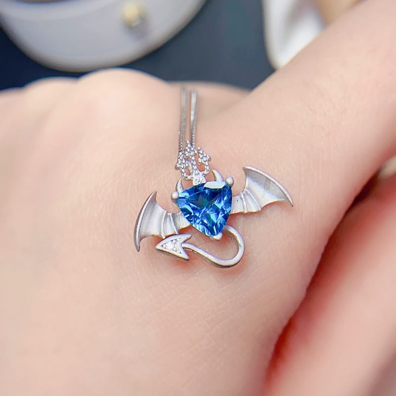 New simple fashion natural London blue topaz pendant necklace angle 6*6mm ladies pendant wholesale