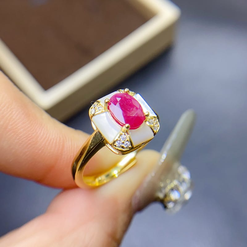 Shell fashion S925 silver natural old burn ruby ring 5*7mm double color live female ring a generation of hair