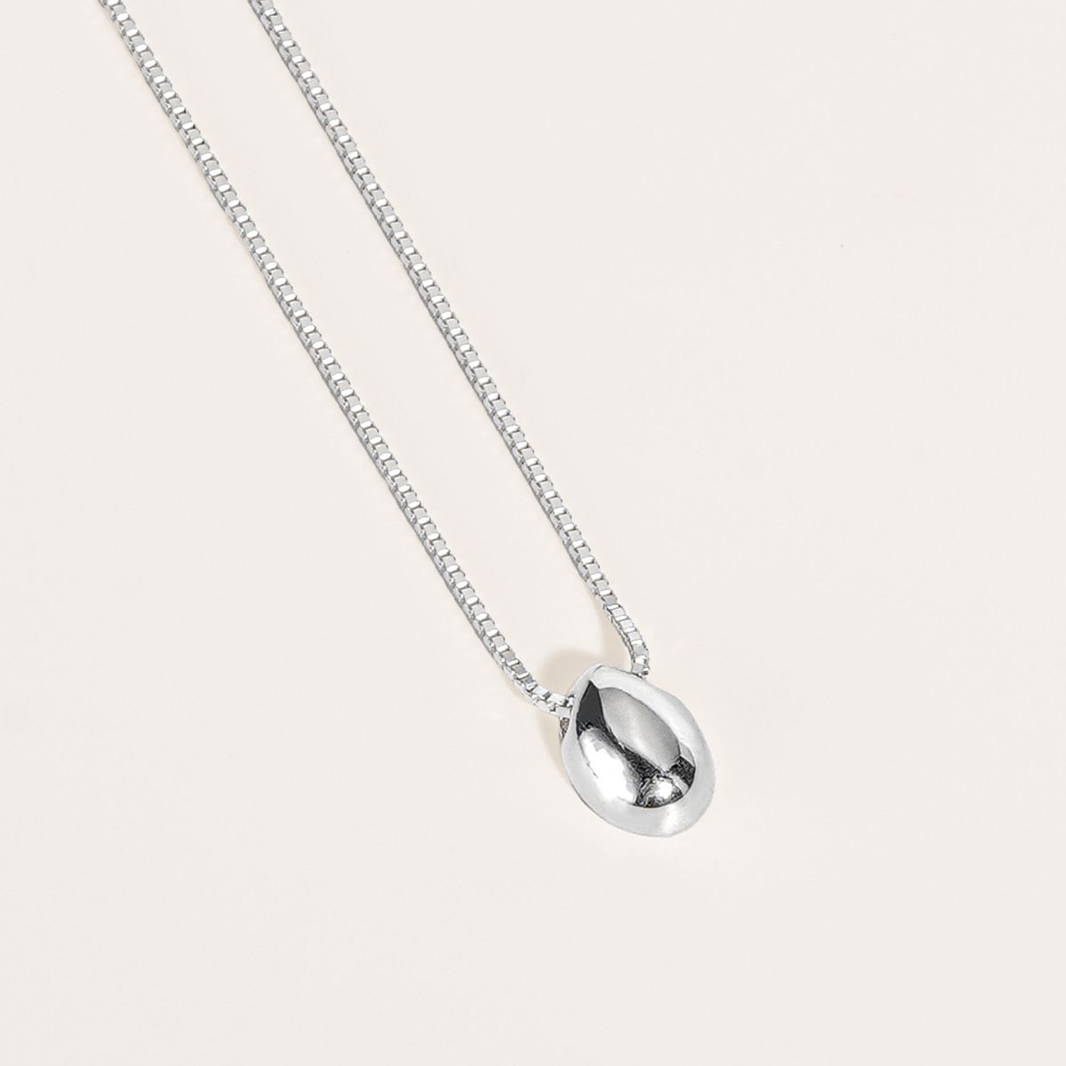 Cross-border Korean Style S925 Sterling Silver Oval Small Beans Necklace Women's Simple Niche Design Clavicle Chain