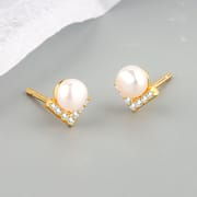 Natural Freshwater Pearl Earrings Retro Diamond-studded Small Chanel Style Elegant Letter V Design Sense Light Luxury Advanced Sense Earrings