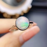 Factory wholesale explosions natural white opal ring S925 silver inlaid main stone 8*8 selling Europe and the United States a generation of hair