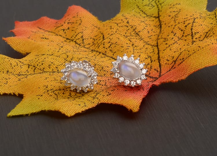 Earring round drill blue moonlight earring natural blue Moonstone