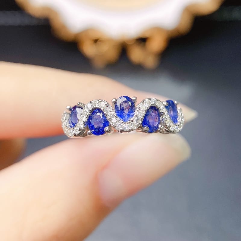 Natural sapphire ring S925 silver inlaid with the main stone 3*4
