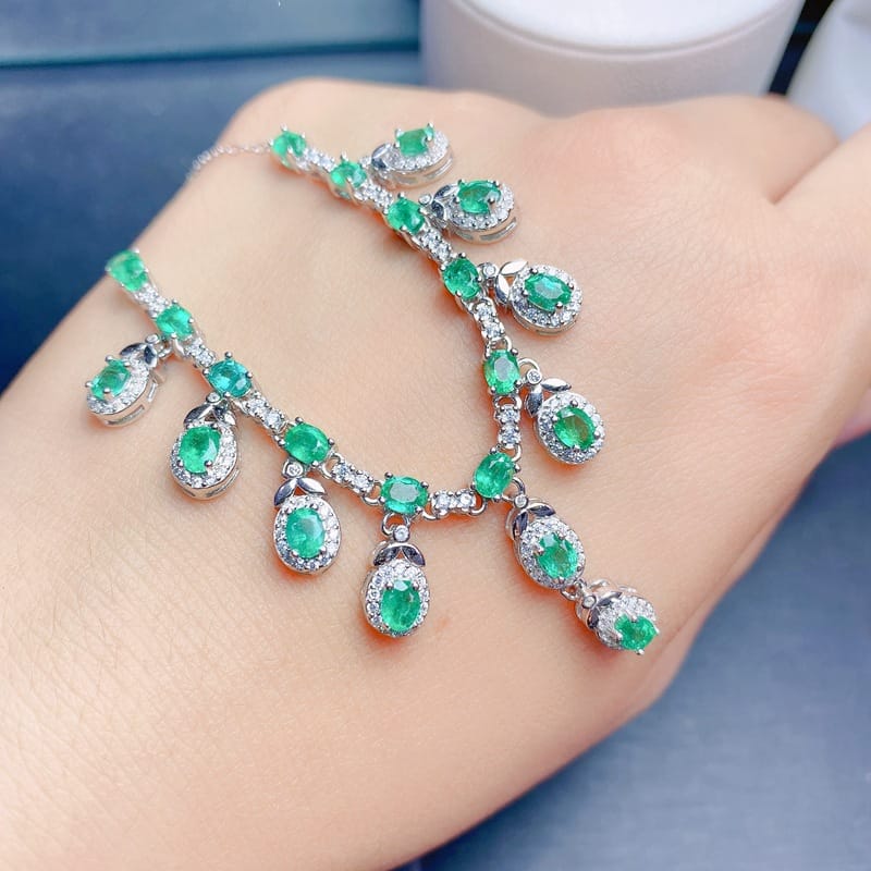 Emerald Necklace Deluxe Exquisite 925 Silver Ladies Natural Gem Support Re-inspection of a generation of hair