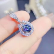Mosang Diamond Pendant to Send Girlfriend 925 Silver Inlaid Colorful Mosang Diamond Pendant Mesang GRA Certificate Waist Size 1 karat