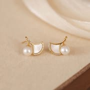 Natural Pearl Earrings Ginkgo Biloba Ear Studs High-grade Sensitive for commuter All-match French Niche Fan-shaped Design Real Gold Micro-inlay