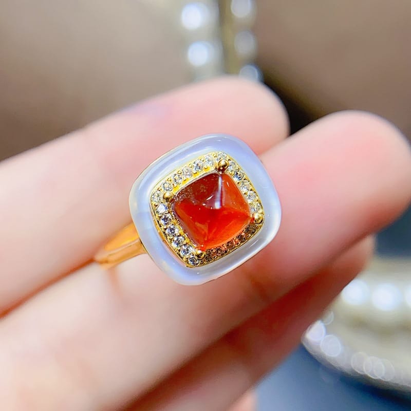 New natural Fanta sugar tower Garnet ladies ring 925 silver live 6*6mm color treasure 