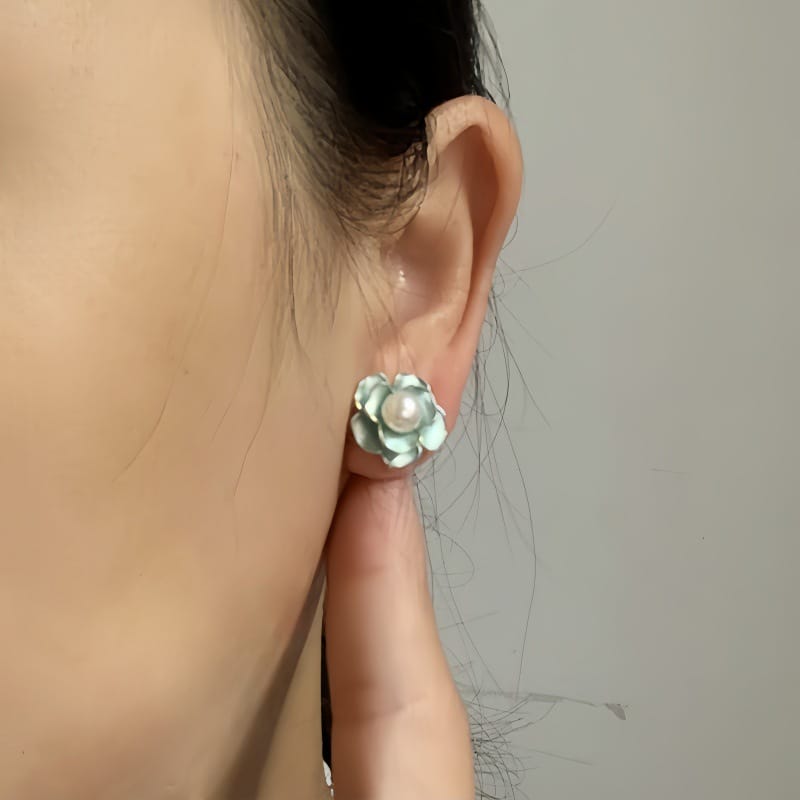 Natural Freshwater Pearl Earrings Sweet Fresh Green Camellia Pearl Earrings Light Luxury High-end Internet Celebrity Earrings